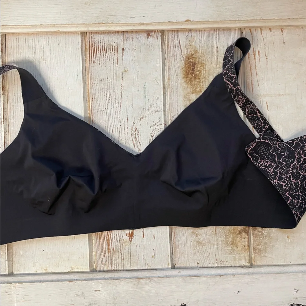 Lululemon Like Nothing Bra